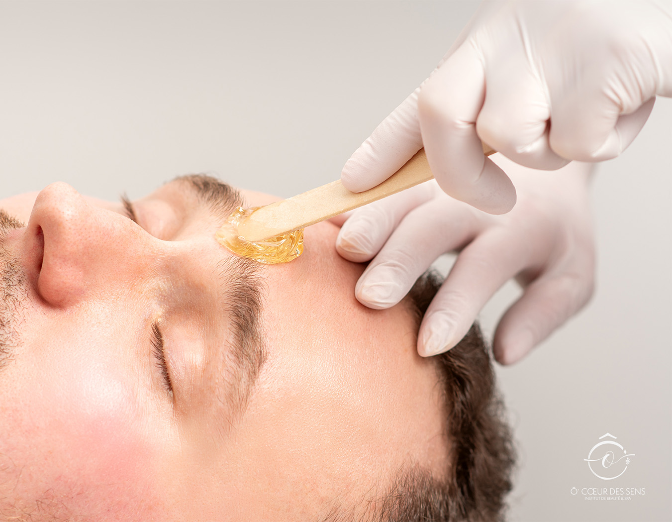 Entretien ligne de sourcils - H – Image 1